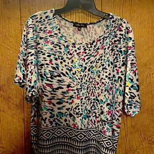 Melissa Paige Tie Top Size Medium Scoop Neck Short Sleeves